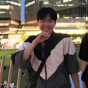 講師